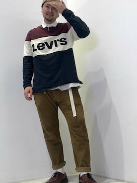 「Levi's（リーバイス）のアイテム（帽子）」を使った、リーバイス STAFF MENさん（メンズ・182cm）の秋コーディネート