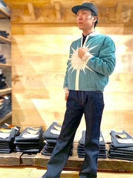 「Levi's（リーバイス）のアイテム（スタジャン）」を使った、リーバイス STAFF MENさん（メンズ・172cm）の春コーディネート