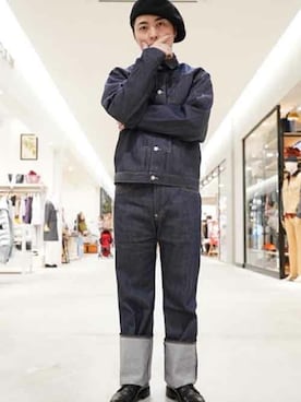 「LEVI'S VINTAGE CLOTHING（リーバイスビンテージクロージング）のアイテム（デニムジャケット）」を使った、リーバイス STAFF MENさん（メンズ・172cm）の冬コーディネート