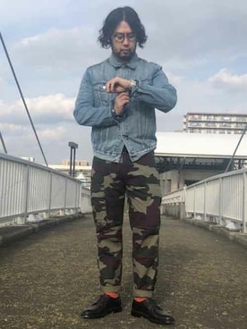 「Levi's（リーバイス）のアイテム（カーゴパンツ）」を使った、リーバイス STAFF MENさん（メンズ・174cm）の冬コーディネート