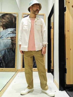 「Levi's（リーバイス）のアイテム（帽子）」を使った、リーバイス STAFF MENさん（メンズ・178cm）の春コーディネート