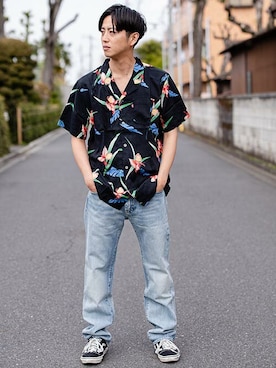 リーバイス STAFF MENさん（メンズ・175cm）の春コーディネート