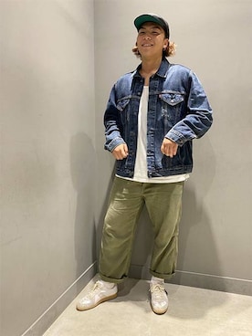 「Levi's（リーバイス）のアイテム（カーゴパンツ）」を使った、リーバイス STAFF MENさん（メンズ・178cm）の秋コーディネート