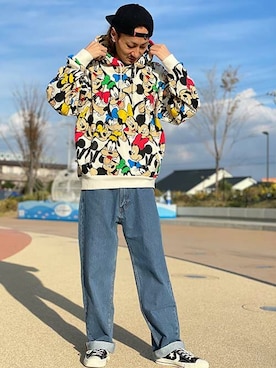 「Levi's（リーバイス）のアイテム（パーカー）」を使った、リーバイス STAFF MENさん（メンズ・174cm）の冬コーディネート