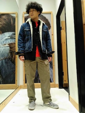「Levi's（リーバイス）のアイテム（カーゴパンツ）」を使った、リーバイス STAFF MENさん（メンズ・172cm）の冬コーディネート