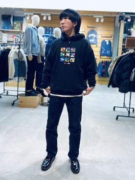 「Levi's（リーバイス）のアイテム（パーカー）」を使った、リーバイス STAFF MENさん（メンズ・172cm）の冬コーディネート