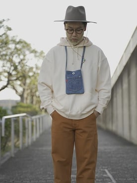 「Levi's RED（リーバイスレッド）のアイテム」を使った、リーバイス STAFF MENさん（メンズ・174cm）の冬コーディネート