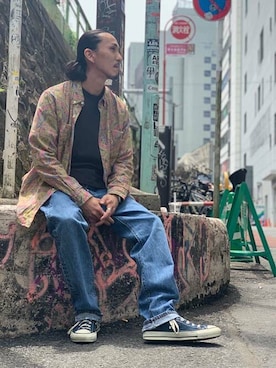 「リーバイス」｜リーバイス STAFF MENさん（メンズ・173cm）の春コーディネート