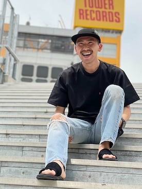 「リーバイス」｜リーバイス STAFF MENさん（メンズ・169cm）の春コーディネート