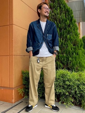 「Levi's（リーバイス）のアイテム（チノパンツ）」を使った、リーバイス STAFF MENさん（メンズ・175cm）の秋コーディネート