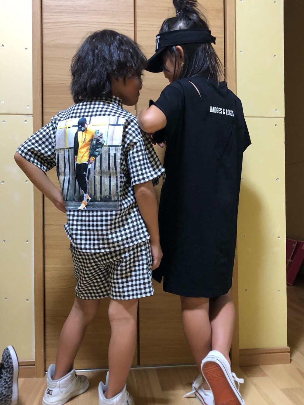 「キッズコーデ、女の子、男の子、なかよしこよし、韓国子供服」｜「韓国子供服のアイテム（ワンピース/ドレス、ブラック系）」を使った、haru_natu_sakuさん（キッズ・120cm）の夏コーディネートの1枚目の写真