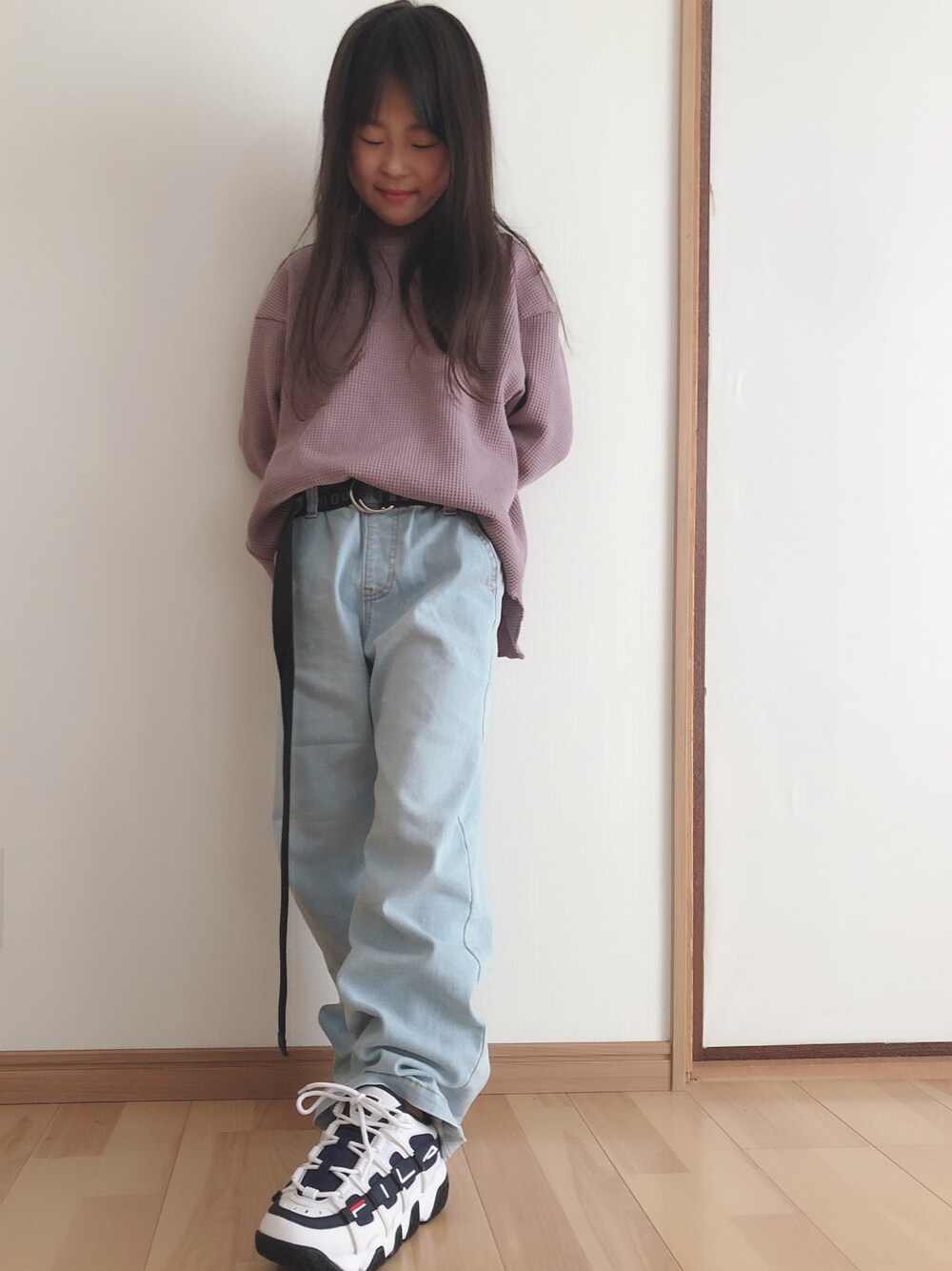 「シンプルコーデ、秋コーデ、デニムワイドパンツ、ワッフル」｜「devirockのアイテム（トップス、パープル系）」を使った、haru_natu_sakuさん（キッズ・120cm）の秋コーディネートの1枚目の写真