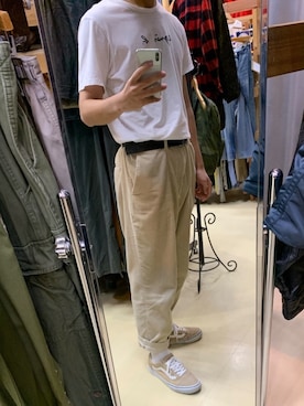 「LMCのアイテム（レッグウェア）」を使った、無名さん（メンズ・178cm）の秋コーディネート