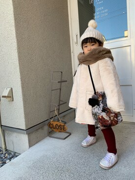 「アイテム（スカート）」を使った、小依さん（キッズ・90cm）の冬コーディネート