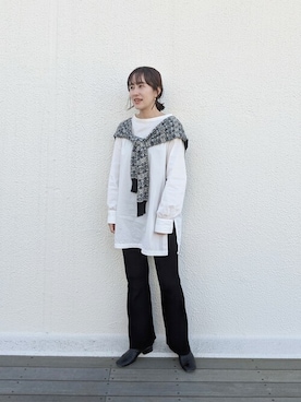「白シャツ×ニット」｜IRIEさん（レディース・160cm）の冬コーディネート