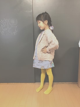 「fafa（フェフェ）のアイテム（ヘアアクセサリー）」を使った、manaさん（キッズ・110cm）の冬コーディネート