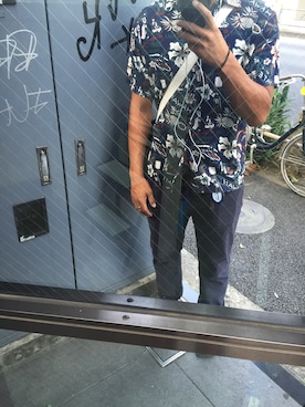 「KEONI OF HAWAII（ケオニ　オブ　ハワイ）のアイテム（シャツ/ブラウス、ブルー系）」を使った、坊さん（メンズ）の夏コーディネート