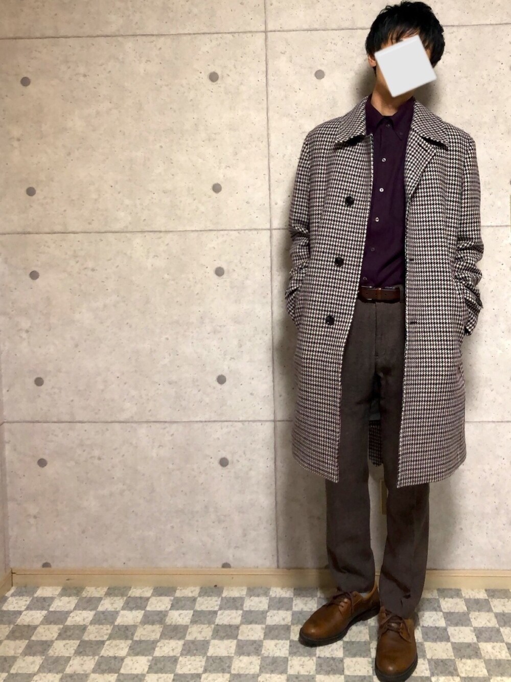 「CROWDEDCLOSET、お洒落さんとつながりたい、コート、シャツスタイル」｜「CROWDED CLOSETのアイテム（ジャケット/アウター、その他）」を使った、こうようさん（メンズ・178cm）の秋コーディネートの1枚目の写真