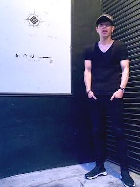 「1piu1uguale3 RELAX（ウノピュウノウグァーレトレリラックス）のアイテム（スニーカー）」を使った、Masaru Omachiさん（メンズ・178cm）の春コーディネート