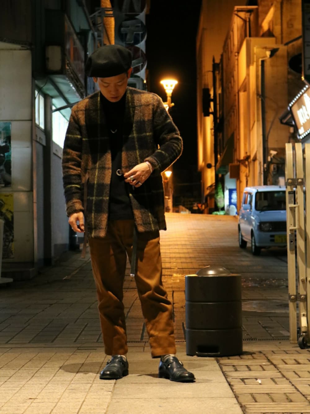 「ジャケット、ノーカラージャケット、チェック、ピケパンツ、ネックレス、リング、シルバーアクセサリー、革靴、curly、wyatt」｜「WYATTの×TERAI ビッグベレー帽 WY-0005-C [1013030]｜WYATT ワイアット（ハンチング/ベレー帽、ブラック系）」を使った、Ryujiさん（メンズ・160cm）の秋コーディネートの1枚目の写真