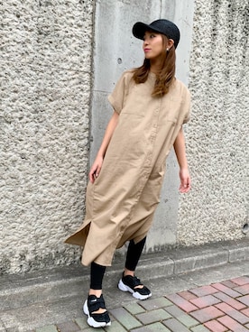 「ベージュ×ブラック」｜「アイテム（シャツワンピース）」を使った、madoyanyanさん（レディース・160cm）の春コーディネート