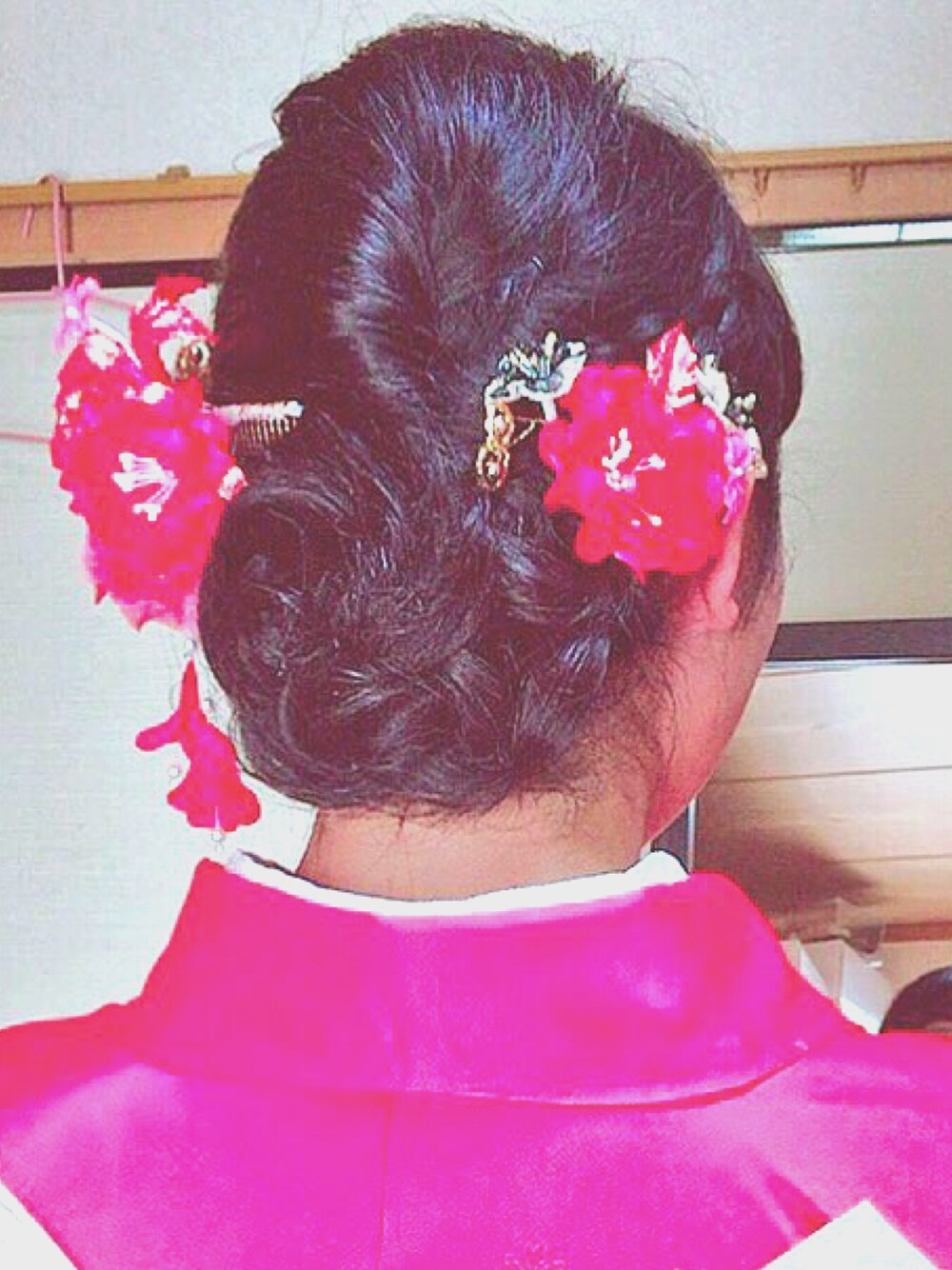 「成人式ヘアーのアイテム（シャンプー、ブラック系）」を使った、Nさん（レディース・161cm）の冬コーディネートの1枚目の写真