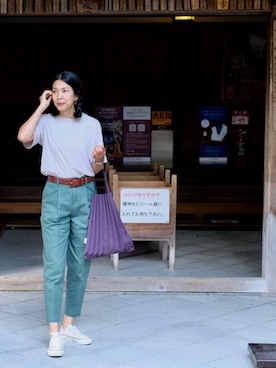 「UNIQLO（ユニクロ）のコットンテーパードアンクルパンツ（丈標準64cm）（その他パンツ）」を使った、N.N.さん（レディース・165cm）の秋コーディネート