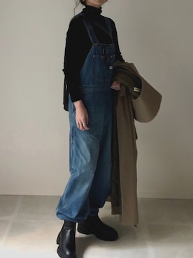 「Lee（リー）のアイテム（オールインワン・サロペット）」を使った、B.さん（レディース・167cm）の冬コーディネート