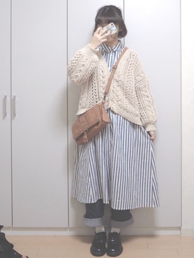 「UNIQLO（ユニクロ）のハイライズワイドストレートジーンズ（デニムパンツ）」を使った、napoさん（レディース・157cm）の冬コーディネート