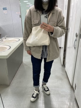 「UNIQLO（ユニクロ）のエクストラファインメリノリブタートルネックセーター（長袖）（ニット/セーター）」を使った、mizukiさん（レディース・158cm）の冬コーディネート