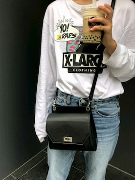 「AZUL（アズール）のアイテム（バッグ）」を使った、okss1997さん（レディース・160cm）の夏コーディネート