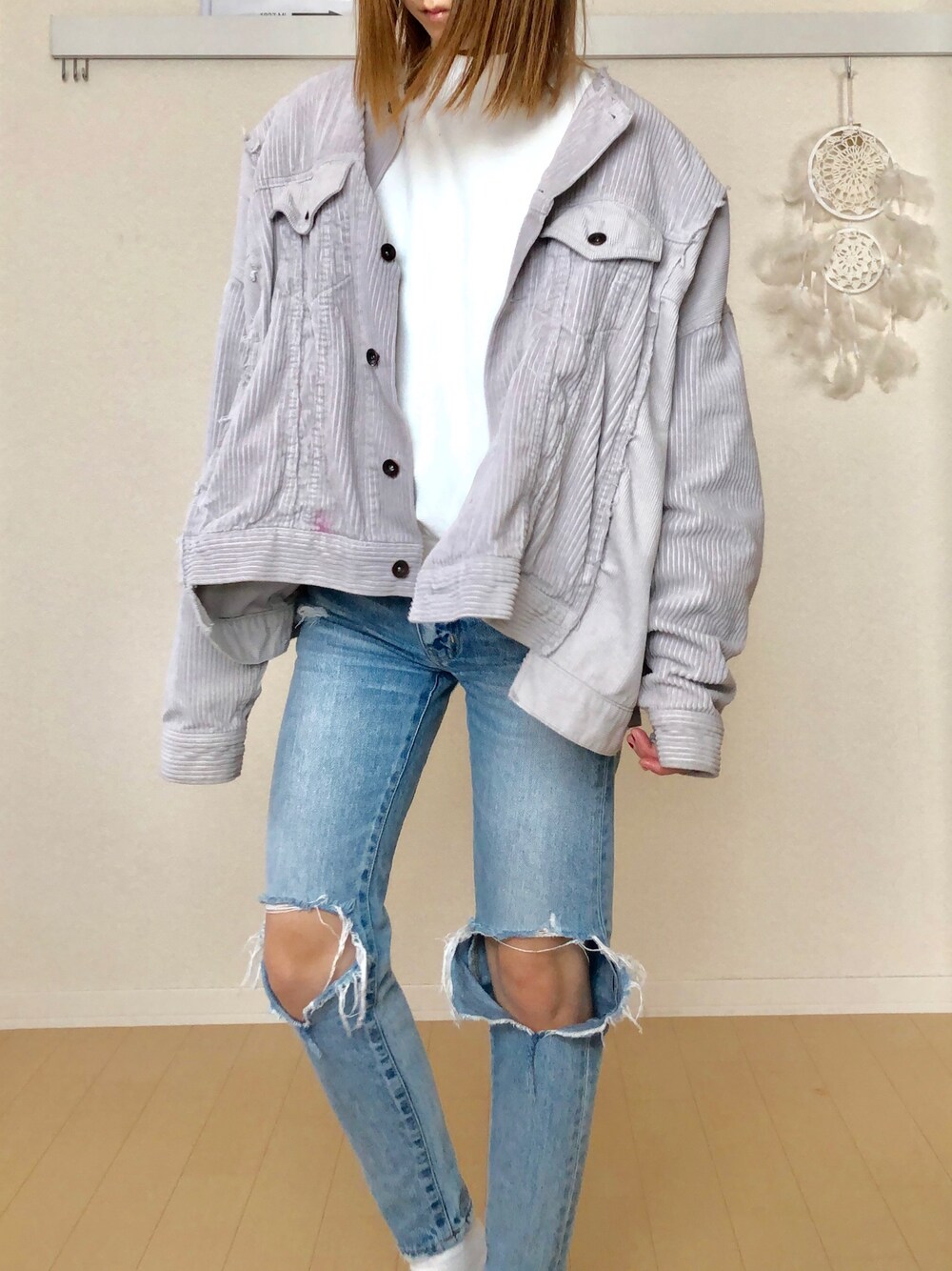 「春コーデ、nico and…、ニコアンド、moussy、デニム」｜「niko and...のクルーハギハギリボンGジャケット（ブルゾン、グレー系）」を使った、T0w@.mamaさん（レディース・158cm）の春コーディネートの1枚目の写真