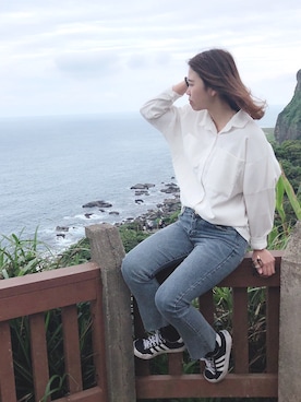 「travel」｜「アイテム（デニムパンツ）」を使った、HanHan👀さん（レディース・166cm）の夏コーディネート