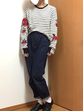 「select MOCA（セレクトモカ）の【予約受付中】花柄刺繍スリーブボーダースウェットプルオーバー（スウェット、ホワイト系）」を使った、tomtom0223さん（レディース・163cm）の春コーディネート