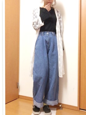 「GU（ジーユー）のアイテム（Tシャツ/カットソー、ブラック系）」を使った、tomtom0223さん（レディース・163cm）の春コーディネート