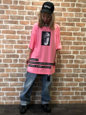 「KaneZ（ケインズ）のアイテム（キャップ）」を使った、Arisa Suzukiさん（レディース・156cm）の夏コーディネート