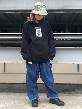 「thisisneverthat（ディスイズネバーザット）のアイテム」を使った、Arisa Suzukiさん（レディース・156cm）の秋コーディネート