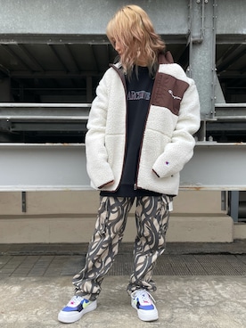 「Champion（チャンピオン）のアイテム（ブルゾン）」を使った、Arisa Suzukiさん（レディース・156cm）の秋コーディネート
