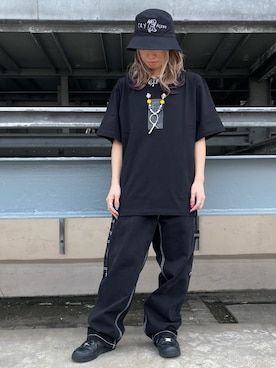 「BlackEyePatch（ブラックアイパッチ）のアイテム」を使った、Arisa Suzukiさん（レディース・156cm）の春コーディネート