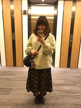 「帽T」｜neko☆彡(まおฅ•ω•ฅ)さん（レディース・154cm）の冬コーディネート