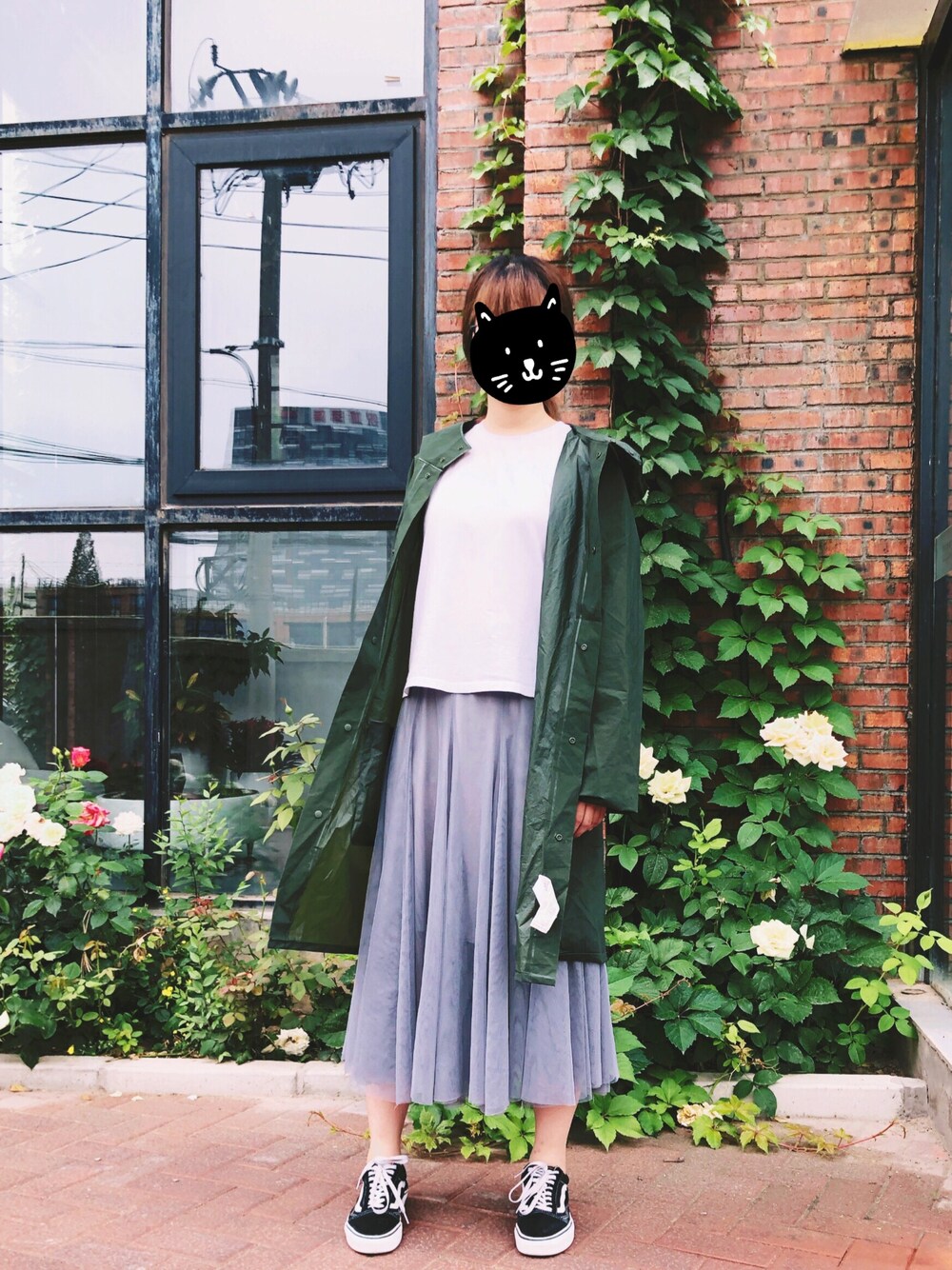 「PULL&BEARのアイテム（モッズコート、グリーン系）」を使った、ameさん（レディース・170cm）の春コーディネートの1枚目の写真
