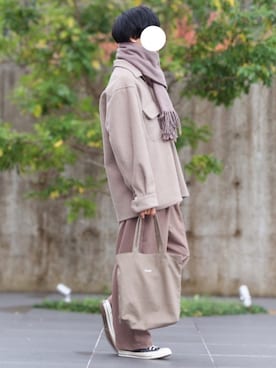 「flaner（フラネ）のアイテム（トートバッグ）」を使った、cafeにしさん（メンズ・175cm）の冬コーディネート