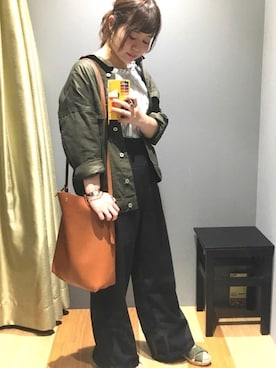 「Green　Parks（グリーンパークス）のアイテム（オールインワン・サロペット）」を使った、すみかさん（レディース・151cm）の春コーディネート