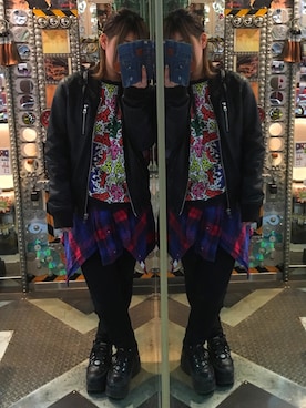 「Keith Haring（キース・ヘリング）のアイテム（スウェット）」を使った、ボブさん（レディース・150cm）の冬コーディネート