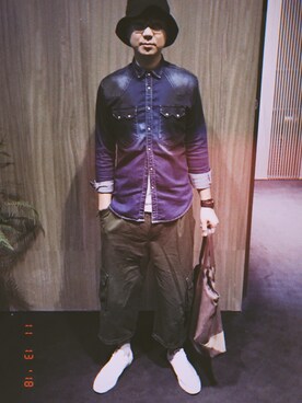 「アイテム（トートバッグ）」を使った、Van さん（メンズ・194cm）の秋コーディネート