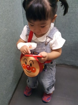 「babygap」｜「アイテム（サロペット/オーバーオール）」を使った、はすさん（キッズ・70cm）の秋コーディネート