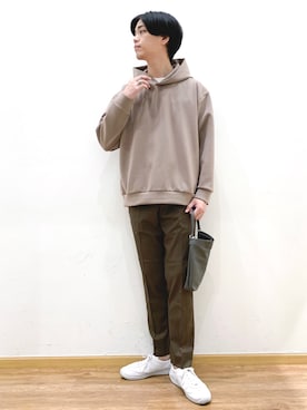 「グローバルワーク(GLOBAL WORK)」｜五十嵐和さん（メンズ・178cm・20代）の秋コーディネート