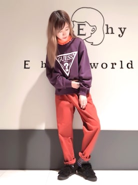 「Guess（ゲス）のアイテム（スウェット）」を使った、くぼちえさん（レディース・161cm）の秋コーディネート