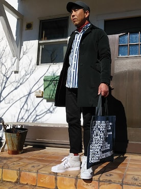 「LONDONFOG（ロンドンフォグ）のアイテム（ステンカラーコート）」を使った、カツイッちゃんさん（メンズ・173cm）の冬コーディネート