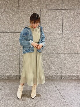 「プリーツ」｜「アイテム（デニムジャケット）」を使った、s h i m aさん（レディース・150cm）の春コーディネート
